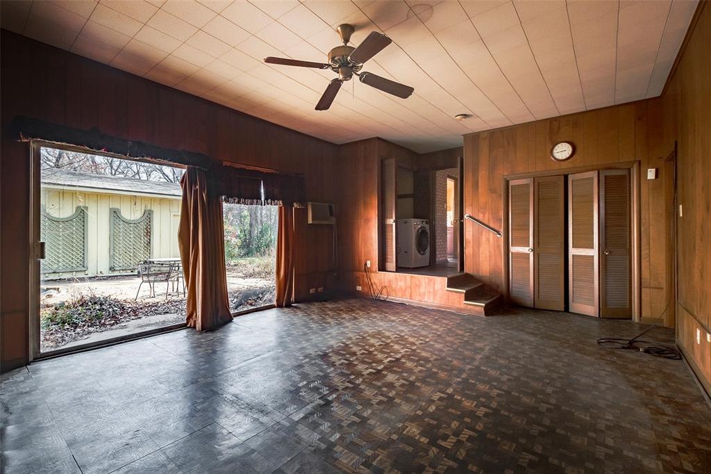 Grand Prairie, Texas 75050, United States, 3 Bedrooms Bedrooms, ,2 BathroomsBathrooms,Residential,Pending,17432