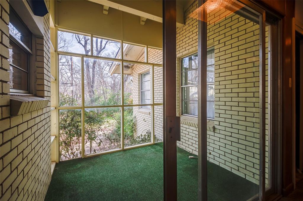 Grand Prairie, Texas 75050, United States, 3 Bedrooms Bedrooms, ,2 BathroomsBathrooms,Residential,Pending,17432