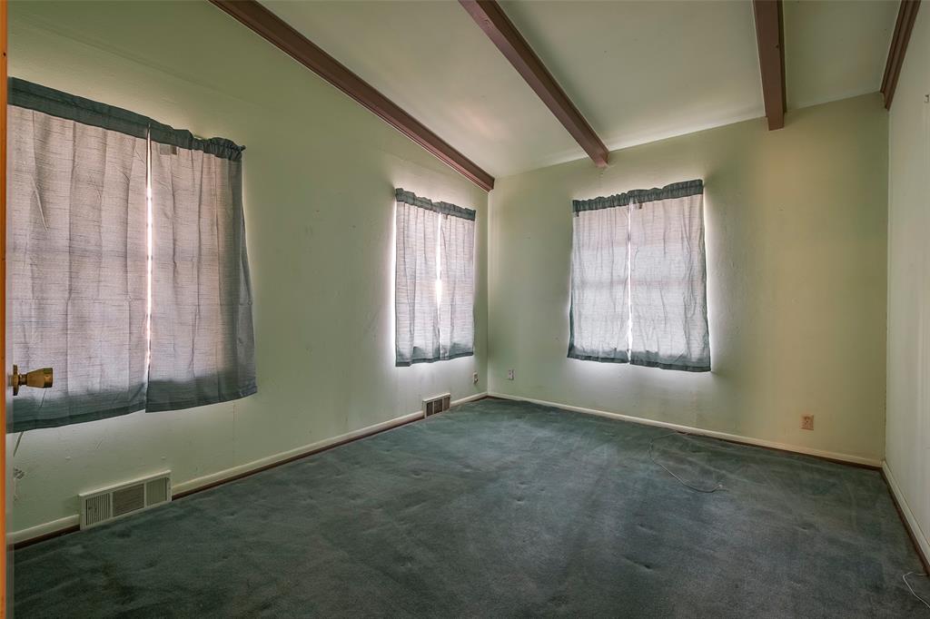 Grand Prairie, Texas 75050, United States, 3 Bedrooms Bedrooms, ,2 BathroomsBathrooms,Residential,Pending,17432