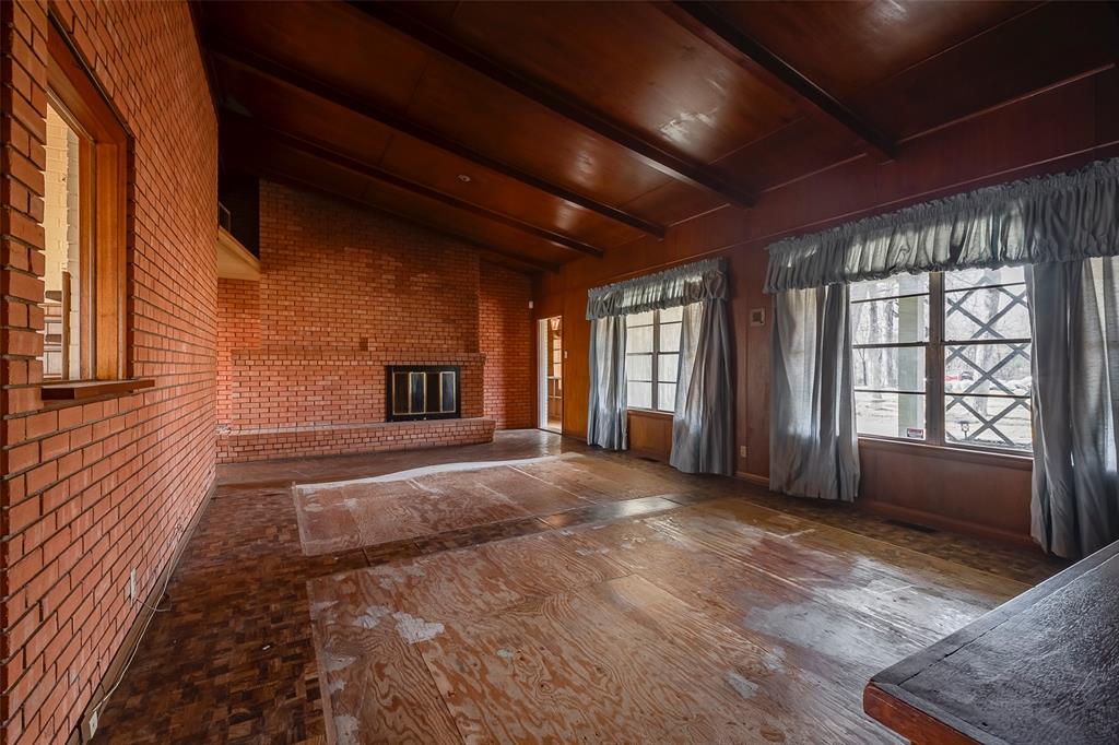 Grand Prairie, Texas 75050, United States, 3 Bedrooms Bedrooms, ,2 BathroomsBathrooms,Residential,Pending,17432