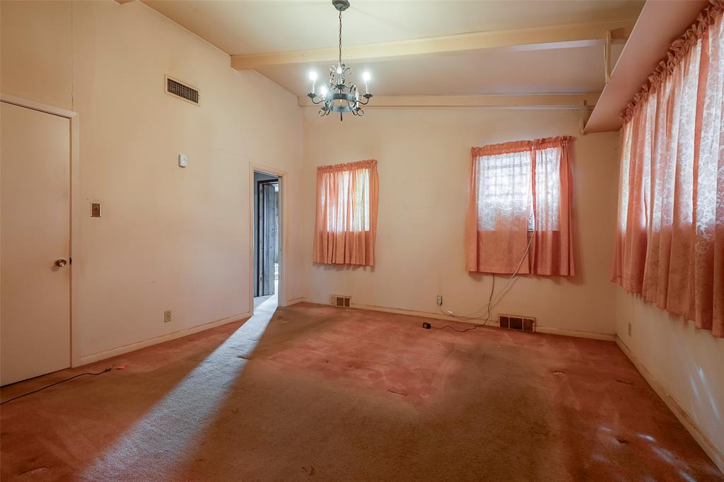 Grand Prairie, Texas 75050, United States, 3 Bedrooms Bedrooms, ,2 BathroomsBathrooms,Residential,Pending,17432