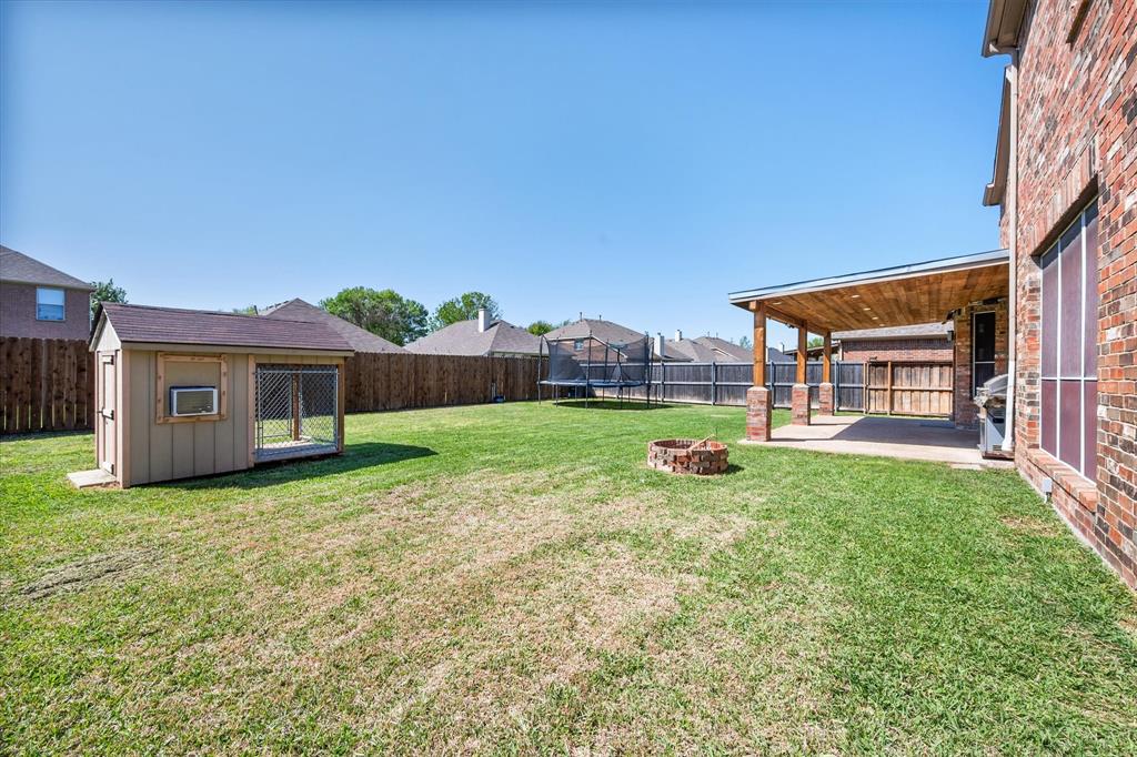 Mira Lagos - Residential