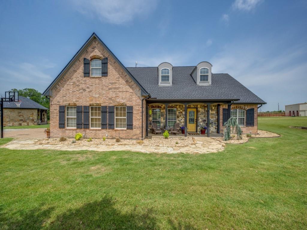 748 Private Road 4011