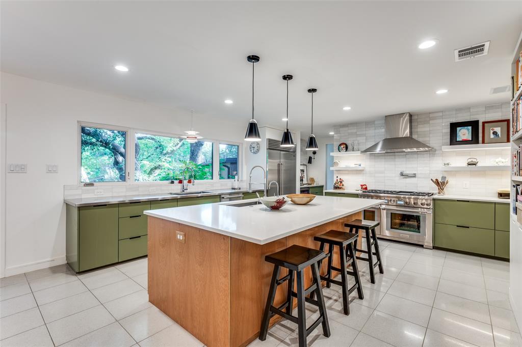 Crestwood - Residential