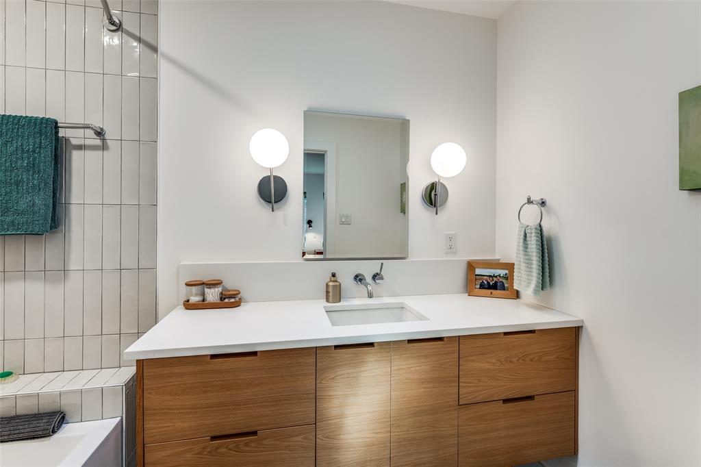 Crestwood - Residential