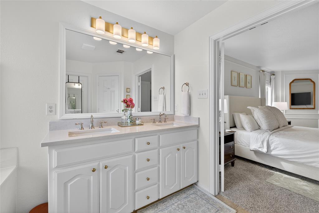 Fort Worth, Texas 76244, United States, 4 Bedrooms Bedrooms, ,3 BathroomsBathrooms,Residential,Active,191509