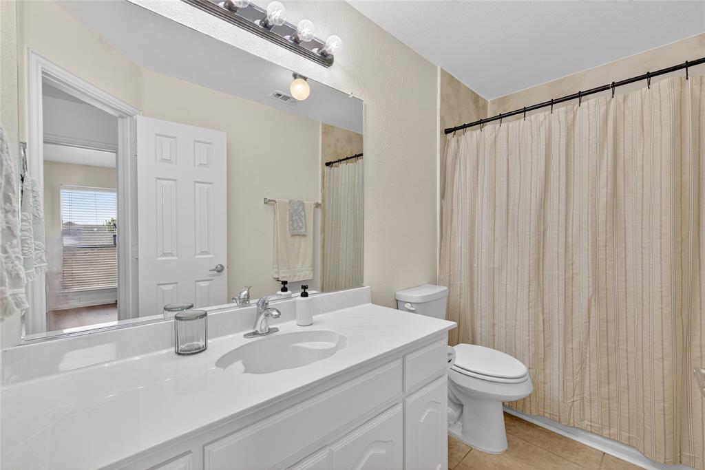 Fort Worth, Texas 76244, United States, 4 Bedrooms Bedrooms, ,3 BathroomsBathrooms,Residential,Active,191509