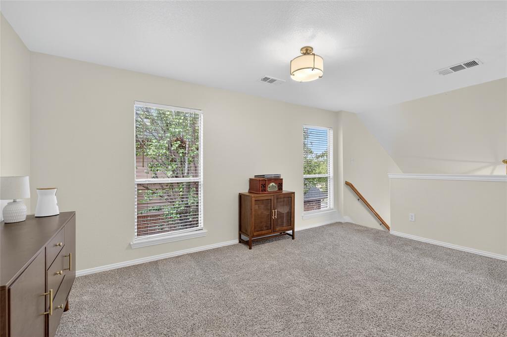 Fort Worth, Texas 76244, United States, 4 Bedrooms Bedrooms, ,3 BathroomsBathrooms,Residential,Active,191509