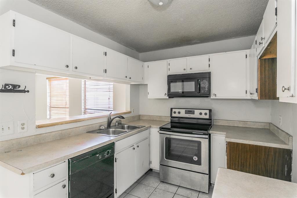 6109 Hott Springs Drive