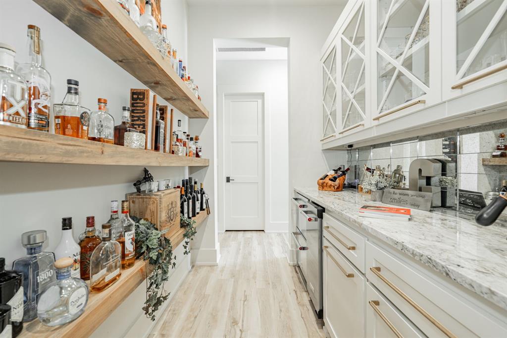 Loch Braeland - Residential