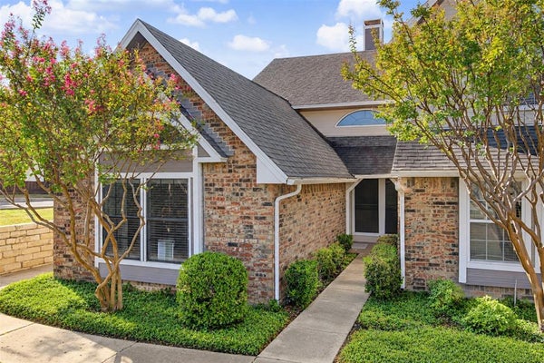 2800 KELLER SPRINGS RD APT 1D, CARROLLTON, TX 75006 - Image 0d5be1c8bb48a000f0f53d2df59186fb/2089417019