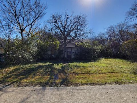 A home in Alvarado