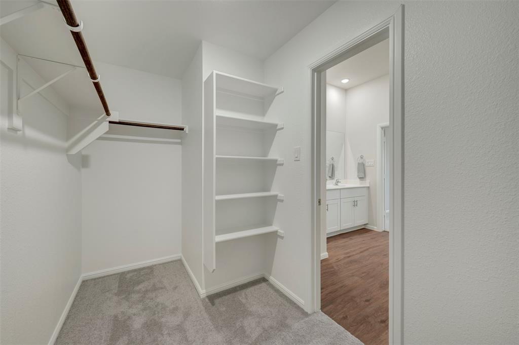 Sanderos - Residential