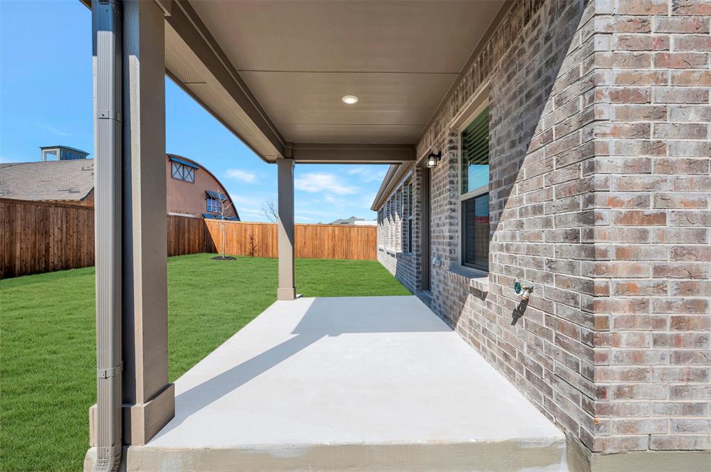 Sanderos - Residential