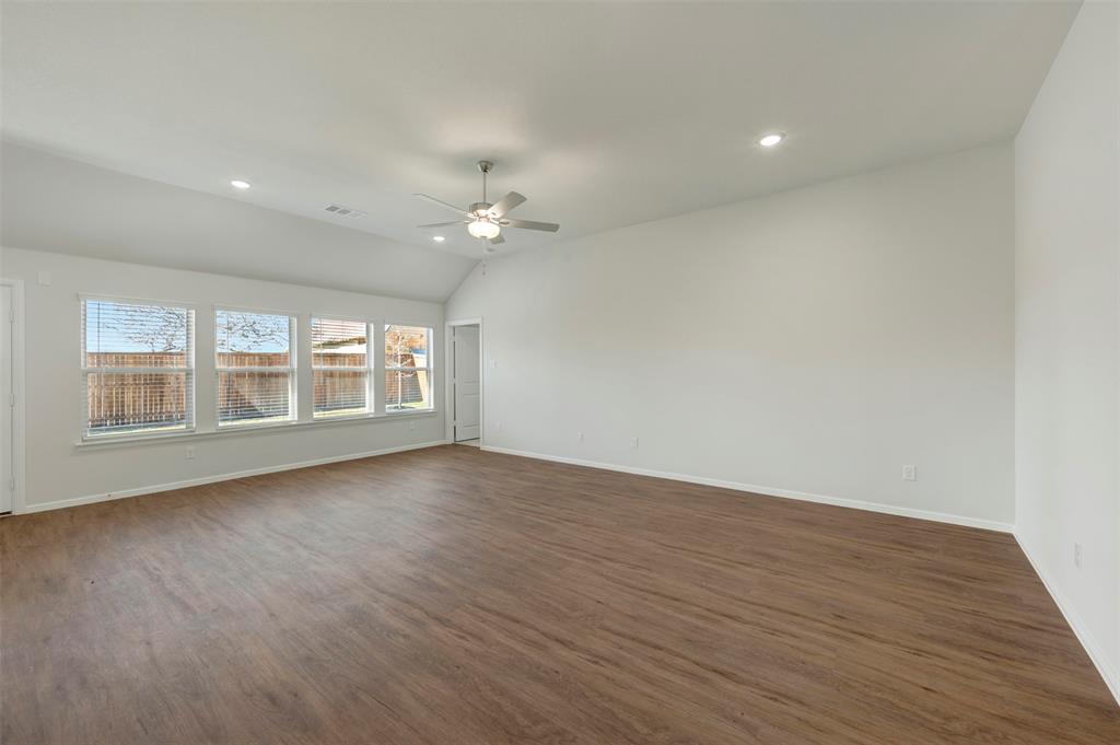 Sanderos - Residential