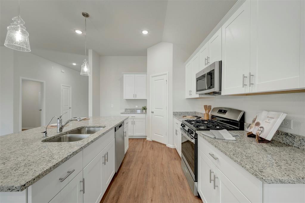 Sanderos - Residential