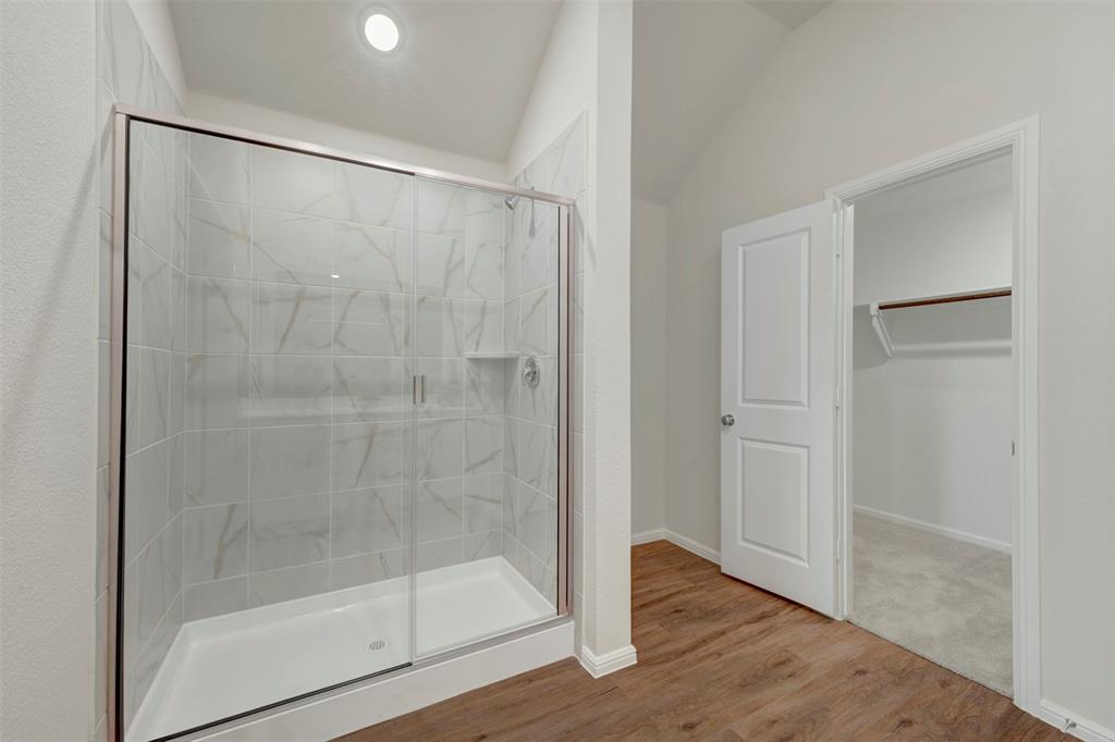 Sanderos - Residential