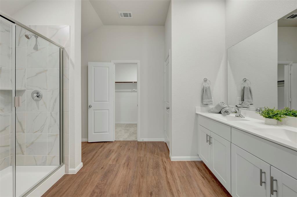 Sanderos - Residential