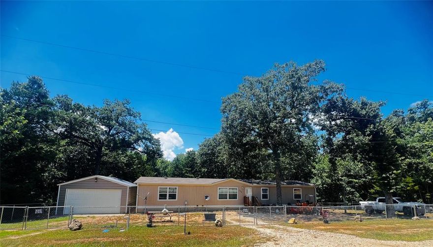 Welcome Home! This spacious 5-bedroom, 3-bath, 2,128 sq. ft. home offers plenty of room for family and guests. Enjoy a fenced-in yard, perfect for pets or outdoor gatherings, and a beautifully added-on garage providing extra storage and convenience. Located just minutes from Cedar Creek Lake, you’ll love the amenities and lifestyle this area has to offer. Whether you’re looking for a full-time residence or a weekend getaway, this home has it all!