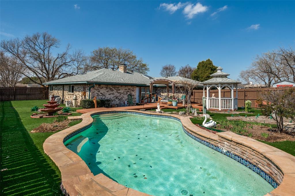 2508 Canterbury Drive