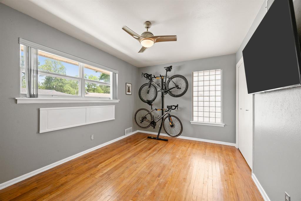 Valentine Oaks West Add - Residential