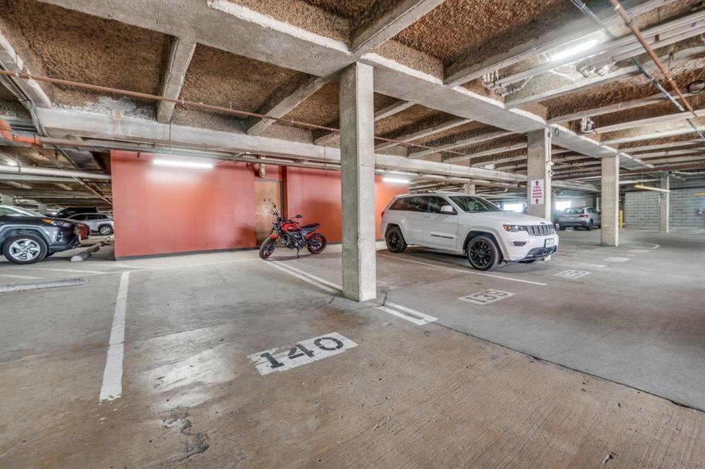 Live Oak Lofts Condo - Residential