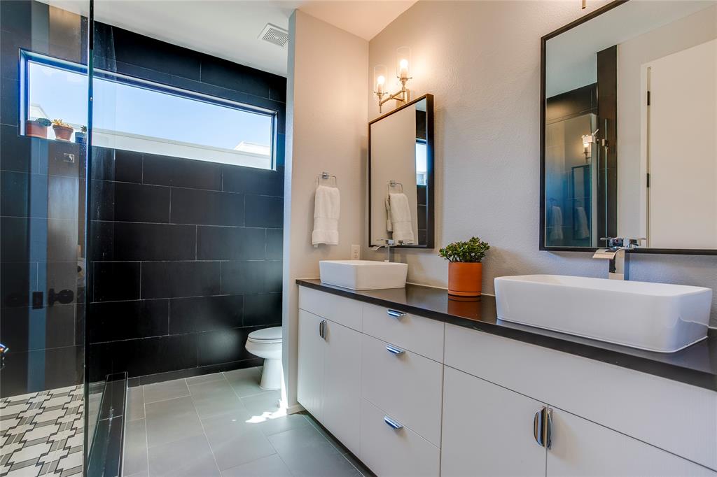 FAKES PARK PLACE - Residential