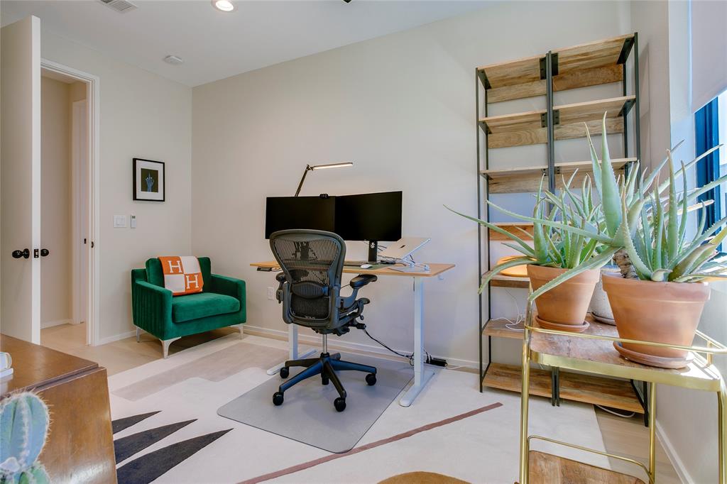 FAKES PARK PLACE - Residential