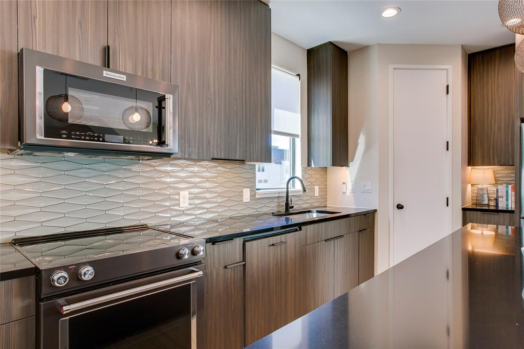 FAKES PARK PLACE - Residential