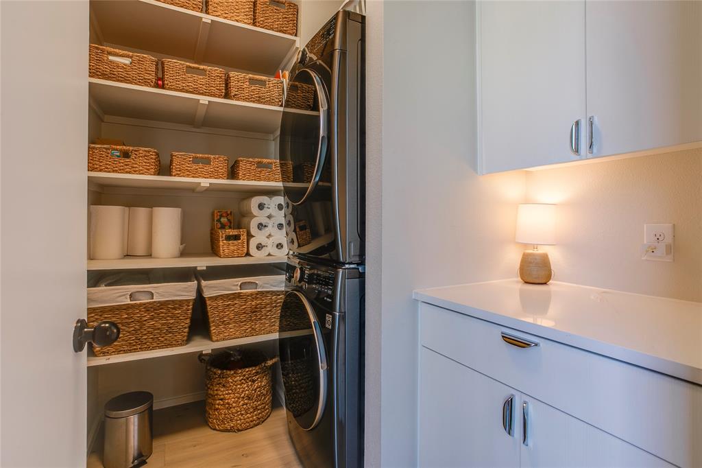 FAKES PARK PLACE - Residential