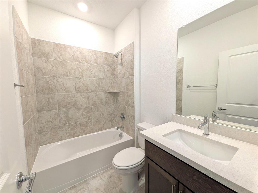 Madero - Residential Lease