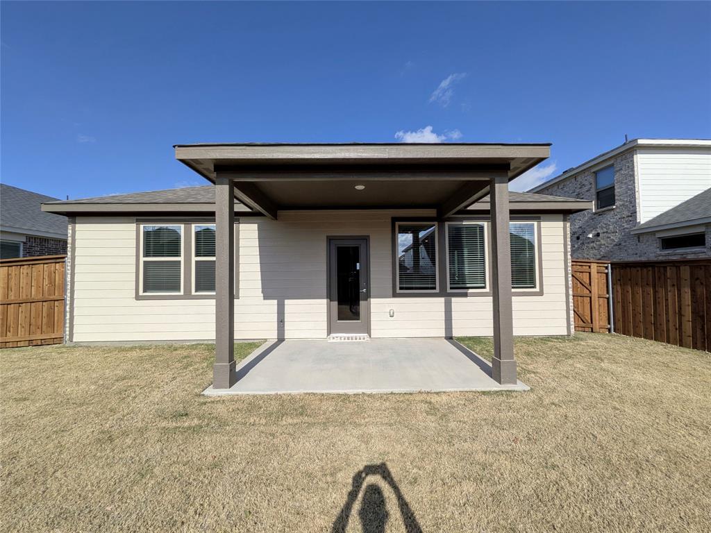 Madero - Residential Lease