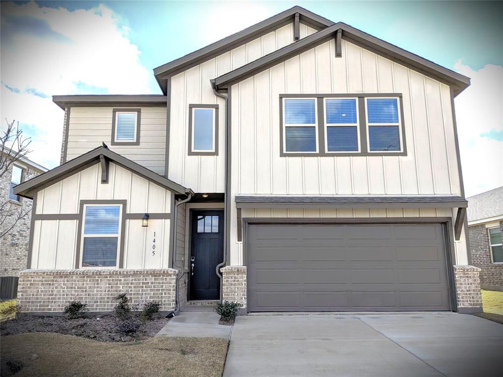 Photo of 1405 Zapateado Way, Fort Worth, TX 76052 (MLS # 21138966)