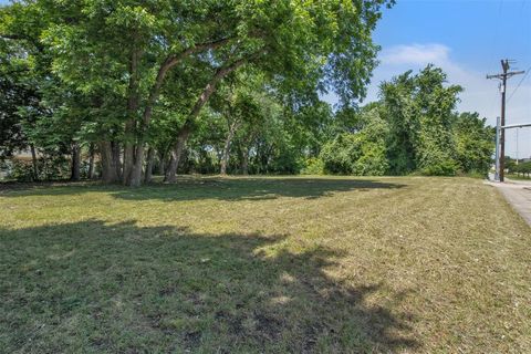 3900 N Garland Avenue Garland TX 75040