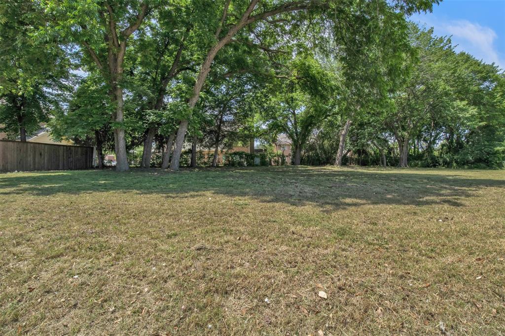 3900 N Garland Avenue