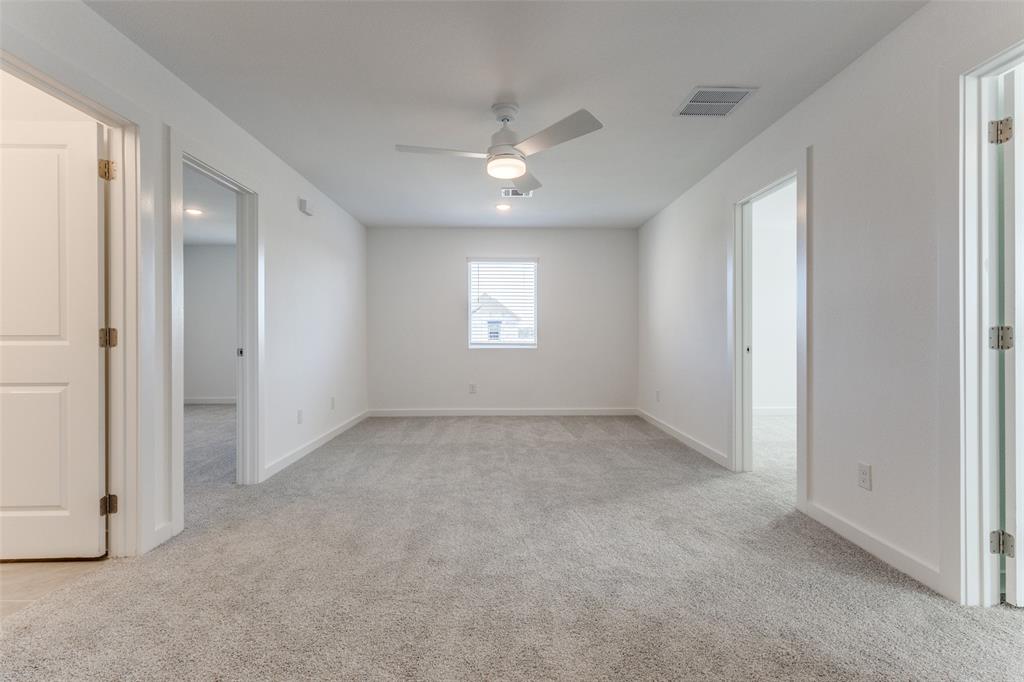 ROLLING RIDGE PHASE 1 - Residential Lease