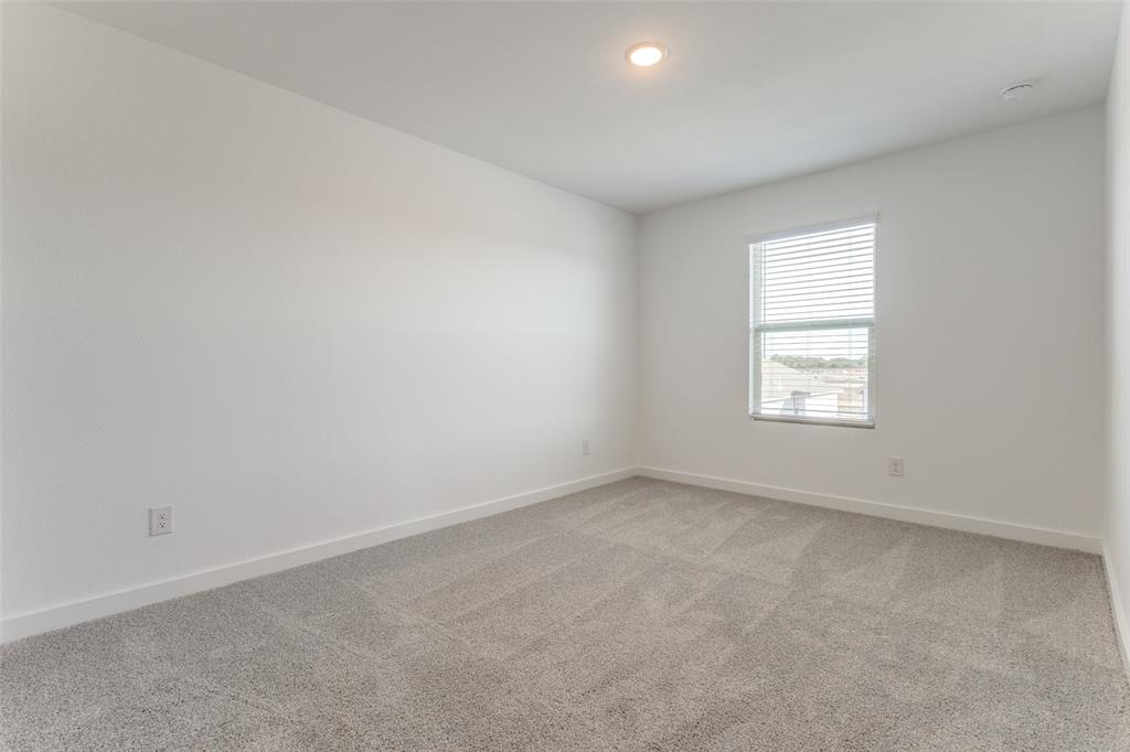 ROLLING RIDGE PHASE 1 - Residential Lease