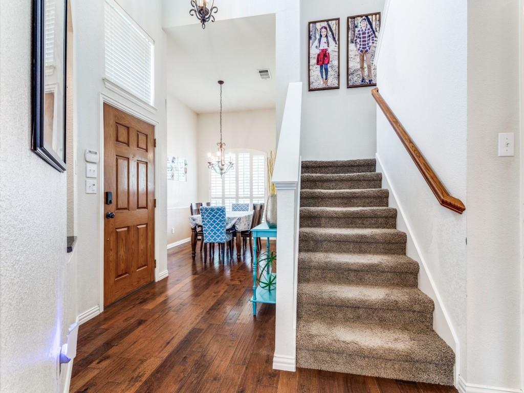 5341 Vestia Drive