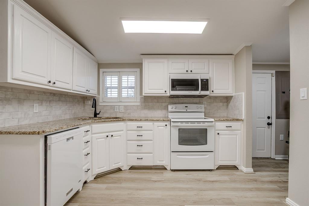 West Oak Home Sites - Residential