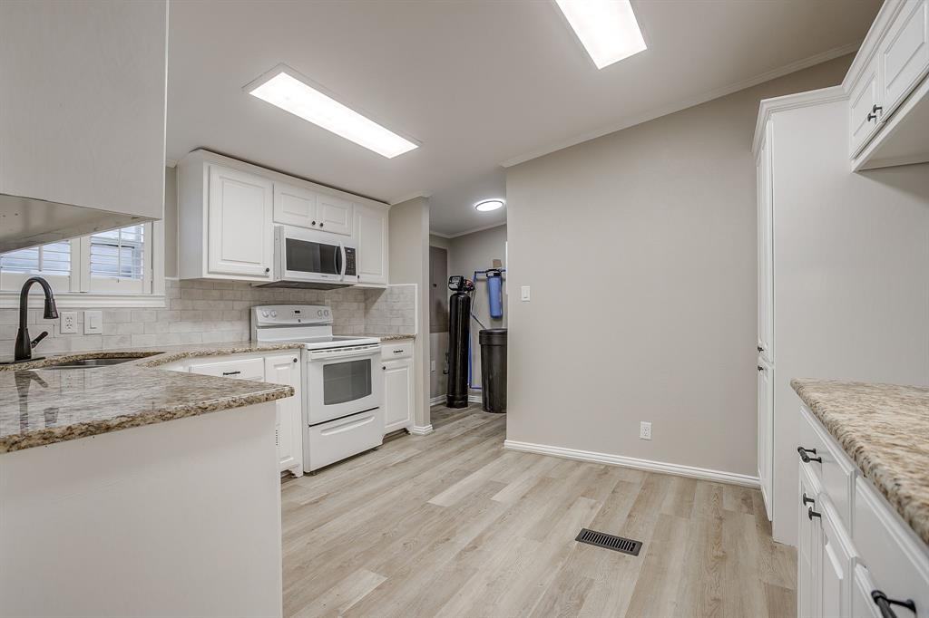 West Oak Home Sites - Residential