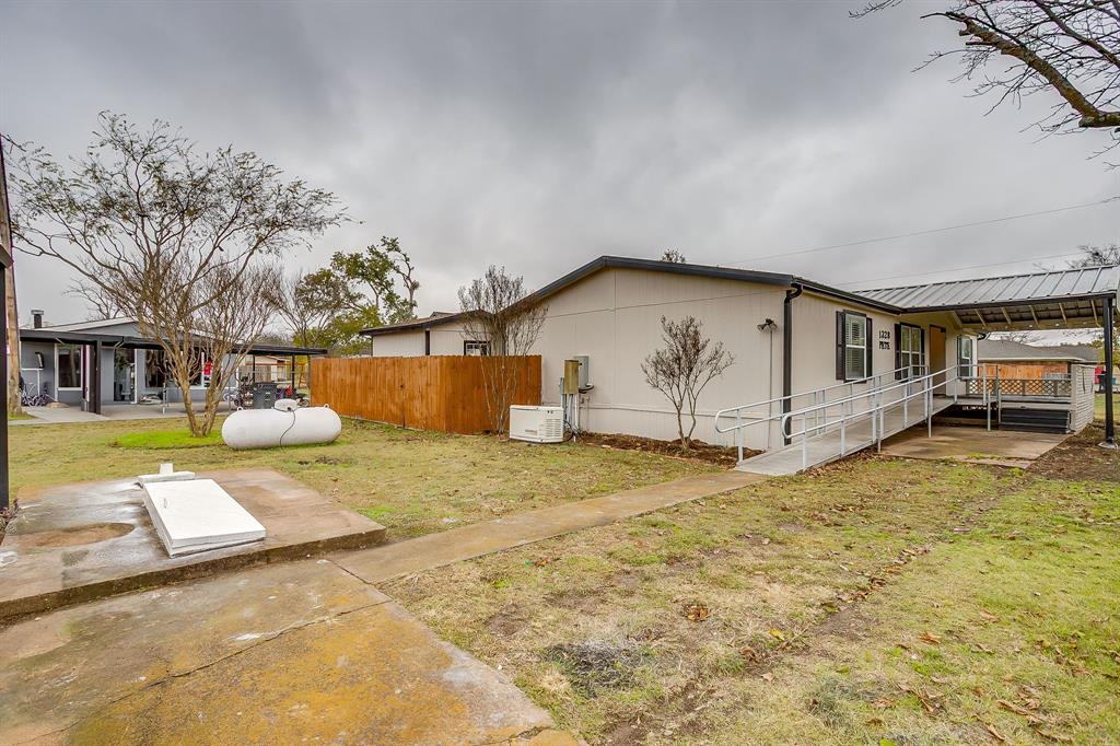 West Oak Home Sites - Residential