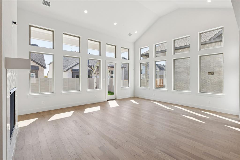 Painted Tree Lakeside South 50s - Residential