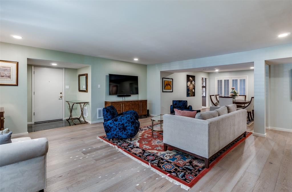 Park Carillon Condo - Residential