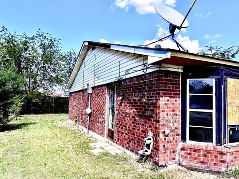 A home in Mabank