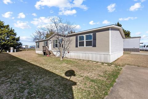 Photo of 111 Northaven Lane, Knollwood, TX 75092 (MLS # 21247680)