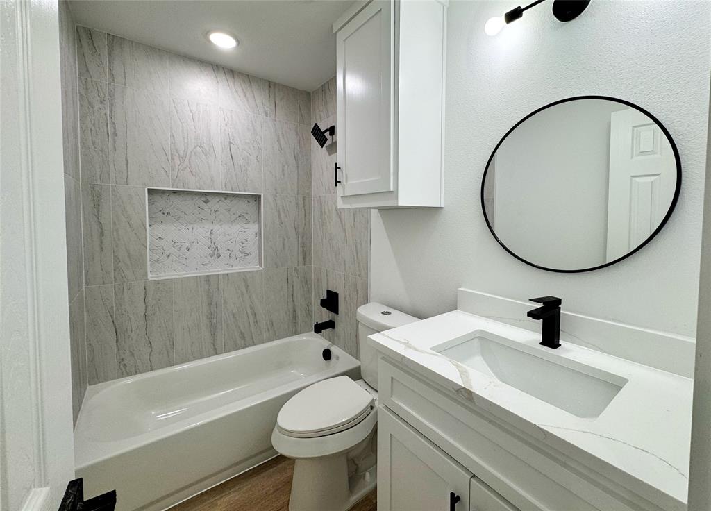 Orig Town Of Greenville - Residential Income