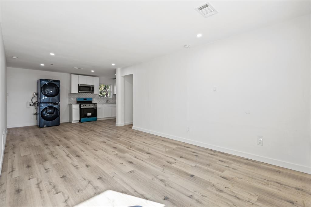 Arlington Estates Add - Residential Lease