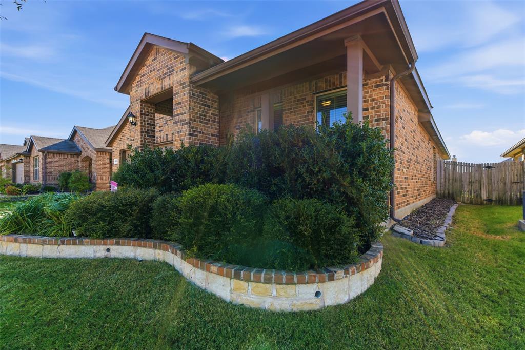 4829 Feltleaf Avenue