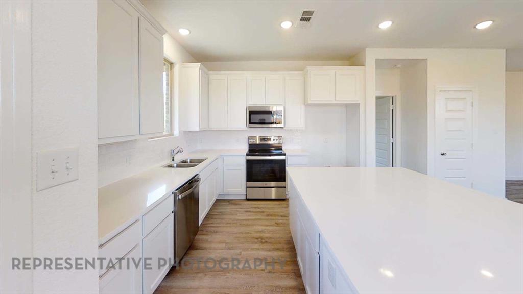 2344 Clearwater Way