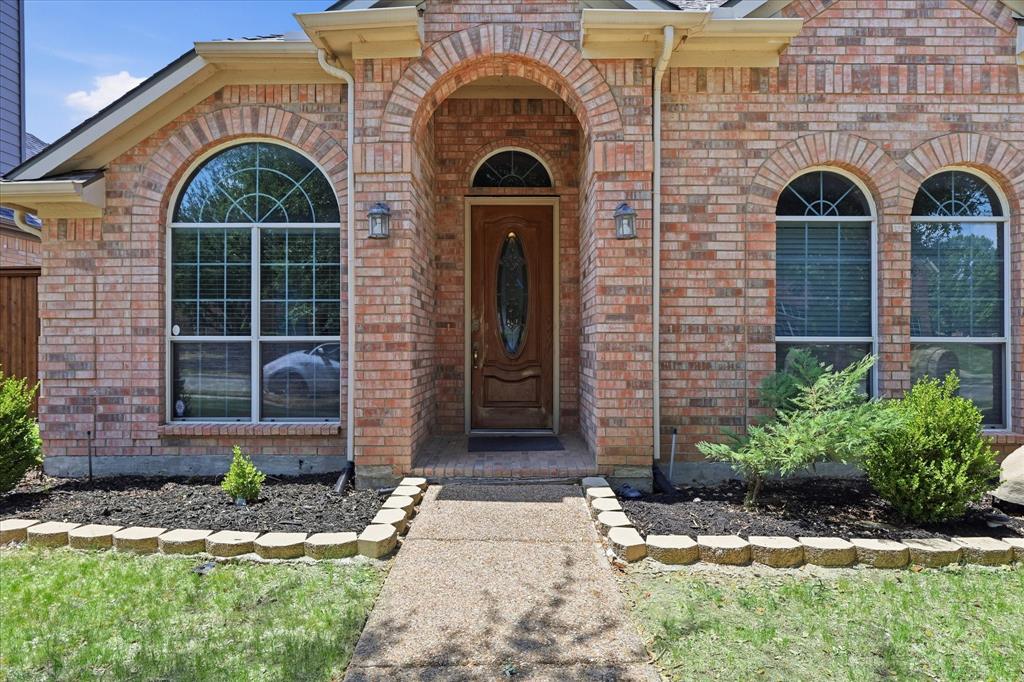 13875 Valley Mills Drive